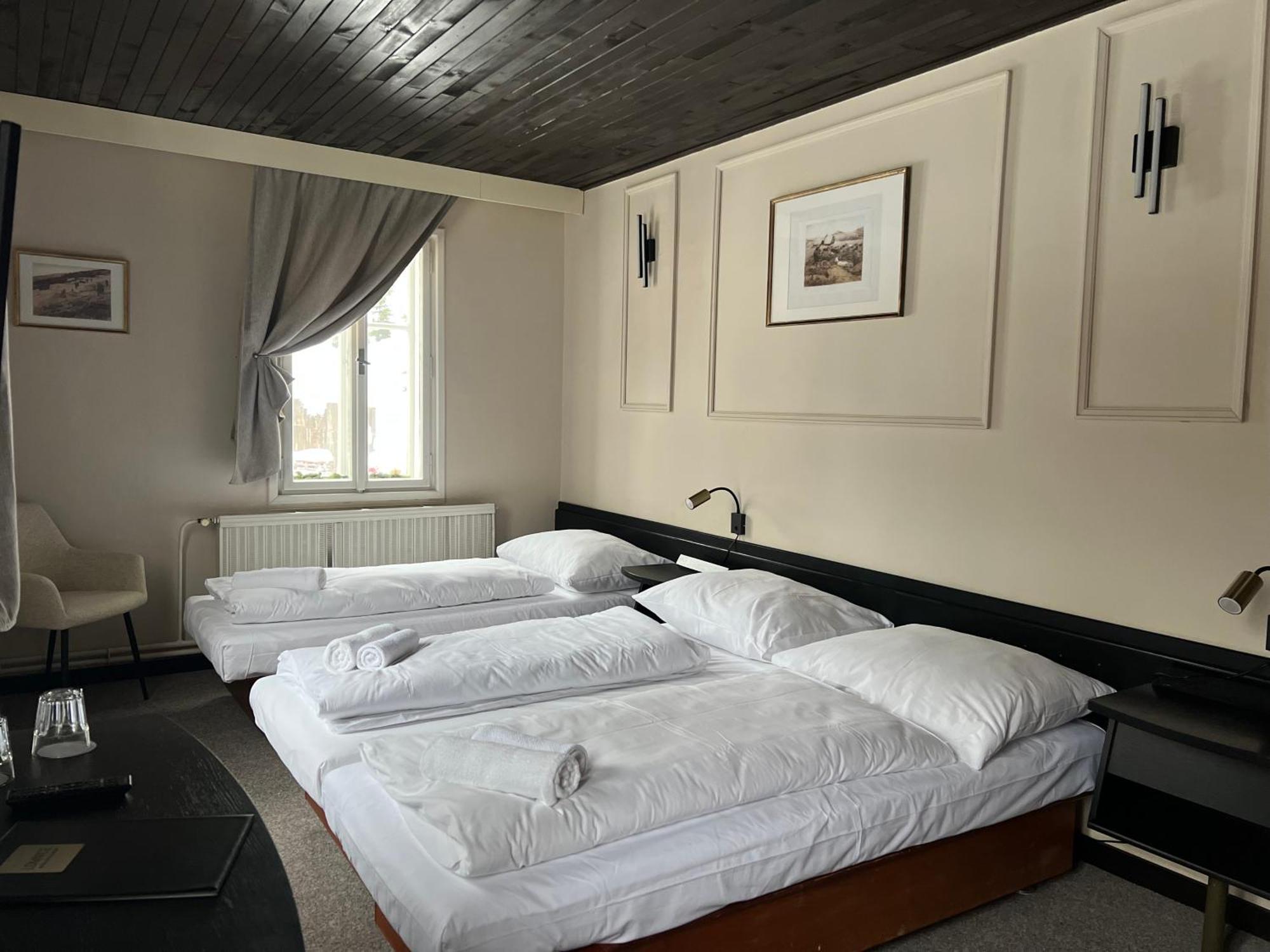 Hotel Lomnice ชปินด์เลอรูฟ มลิน ภายนอก รูปภาพ