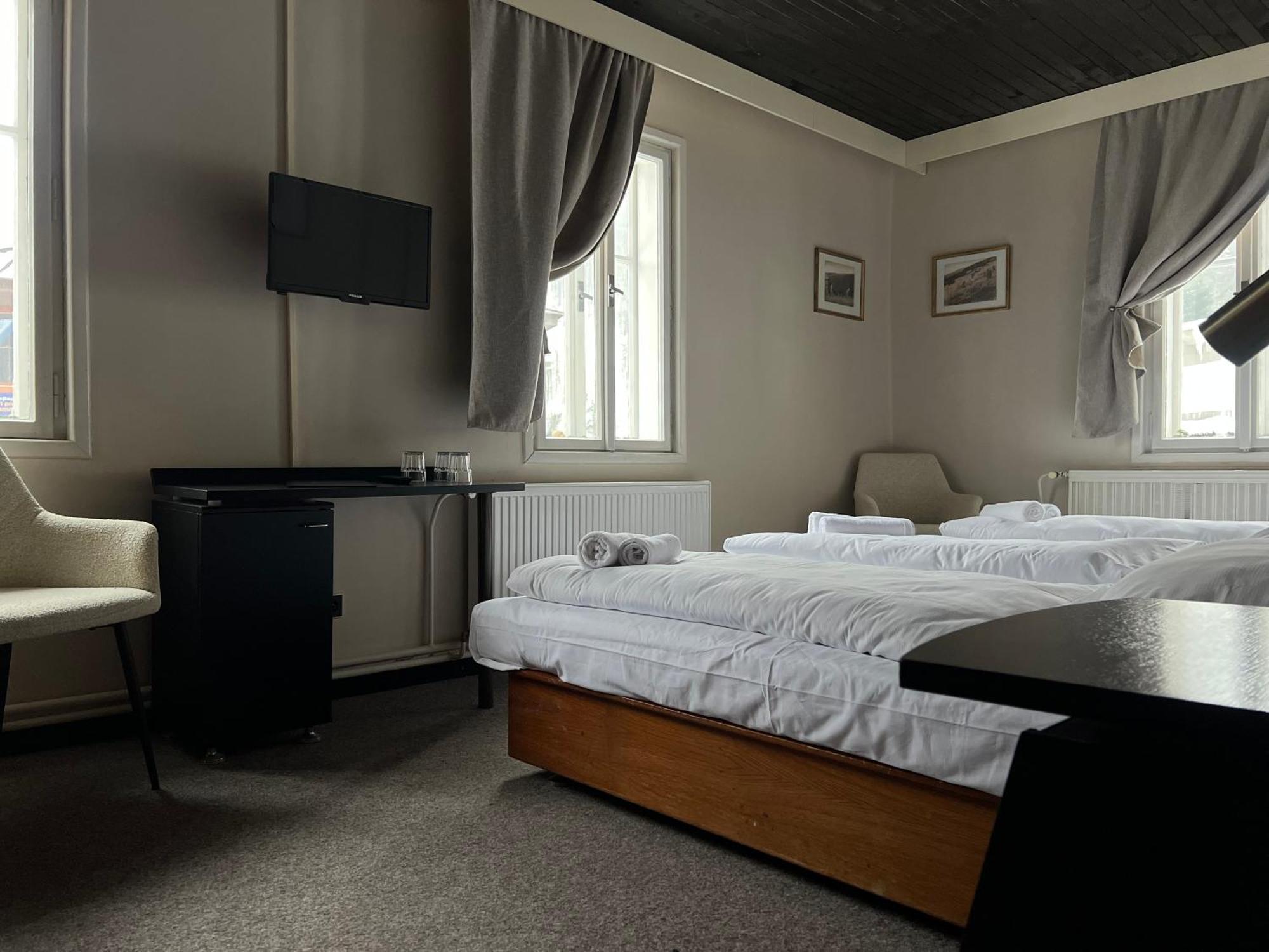 Hotel Lomnice ชปินด์เลอรูฟ มลิน ภายนอก รูปภาพ