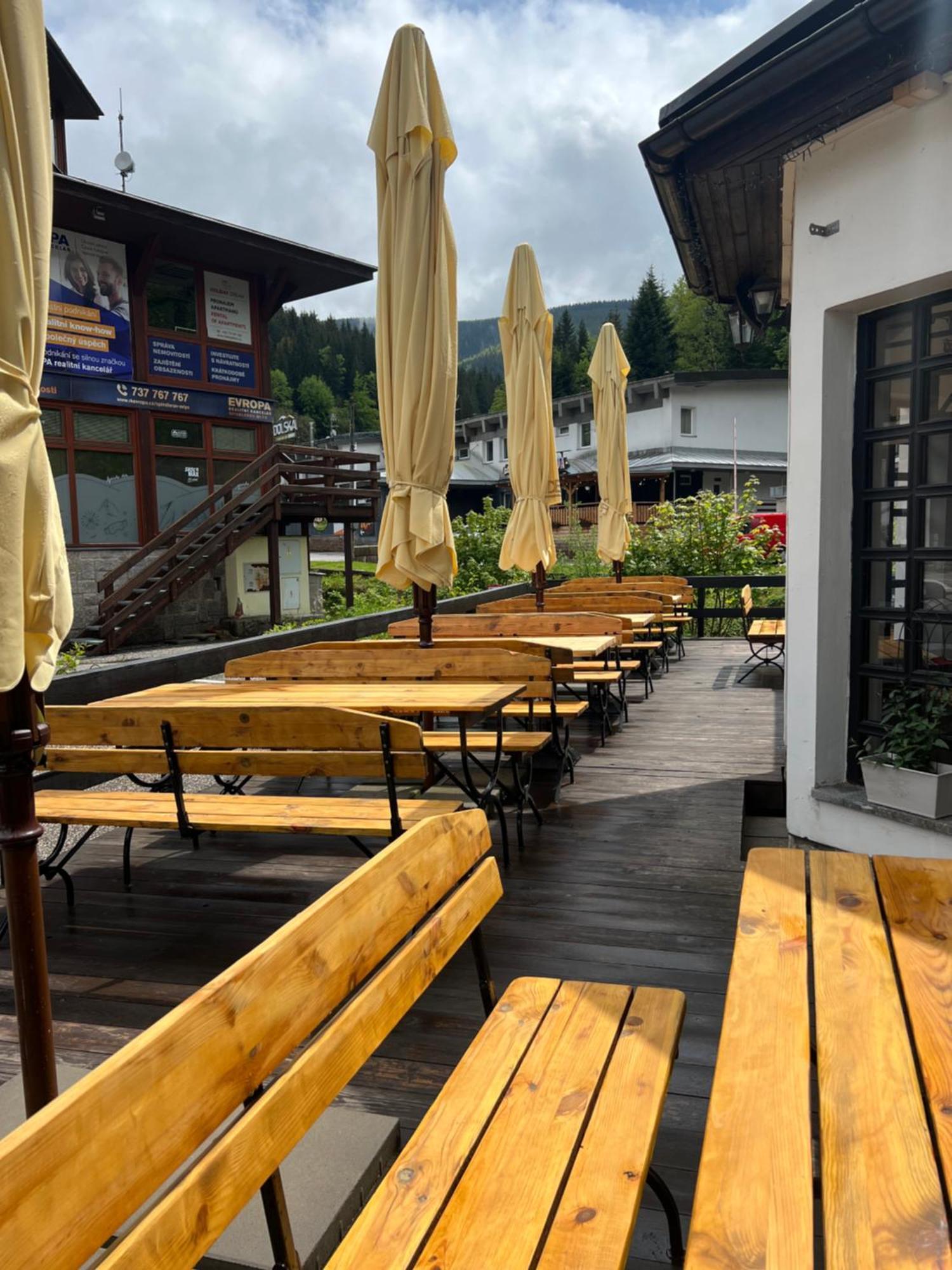Hotel Lomnice ชปินด์เลอรูฟ มลิน ภายนอก รูปภาพ